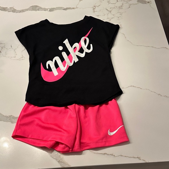 Nike Other - Nike Black and Hot Pink Toddler Set